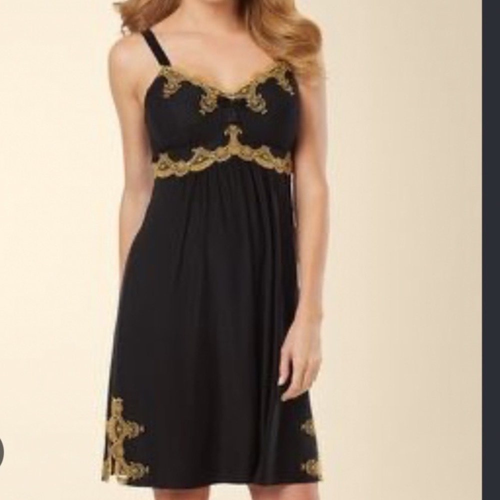 Soma L.E. DECADENCE CHEMISE
Nightgowns BLACK SIZE XL NWT